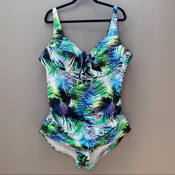 Torrid Tropical Front Tie One Piece, 4x. - Picture 4 of 6